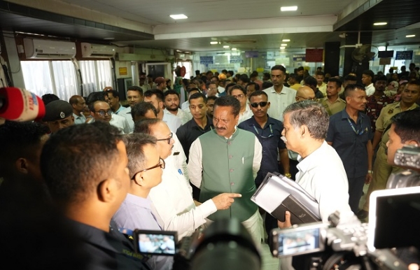 গুৱাহাটী চিকিৎসা মহাবিদ্যালয় আৰু চিকিৎসালয় পৰিদৰ্শন স্বাস্থ্য মন্ত্ৰী অশোক সিংহলৰ