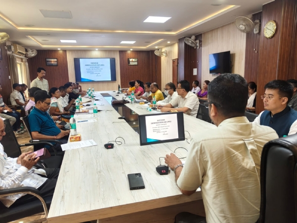 ৰাষ্ট্ৰীয় পলিঅ’ টিকাকৰণ দিৱস উপলক্ষে প্ৰস্তুতি পৰ্যালোচনা বৈঠক অনুষ্ঠিত ।