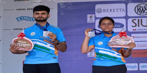 আইএছএছএফ জুনিয়ৰ ৱৰ্ল্ড চেম্পিয়নশ্বিপঃ বংশিকা আৰু শিৱৰ ৰূপৰ পদক লাভ, ভাৰতৰ শীৰ্ষ স্থান অক্ষুণ্ণ