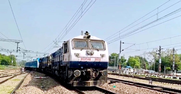 हाइड्रोजन ट्रेन।
