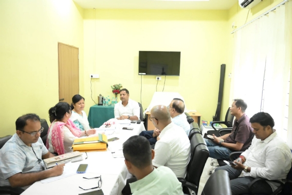 সোণাপুৰ জিলা চিকিৎসালয়ত ডিমৰীয়া সমষ্টিৰ বিধায়ক ড০ তপন দাস