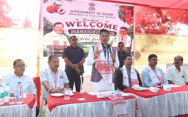 তেজপুৰত কৃষিমন্ত্ৰীৰ লিচু কৃষকৰে পোনপটীয়া আলোচনা তেজপুৰত কৃষিমন্ত্ৰীৰ লিচু কৃষকৰে পোনপটীয়া আলোচনা
