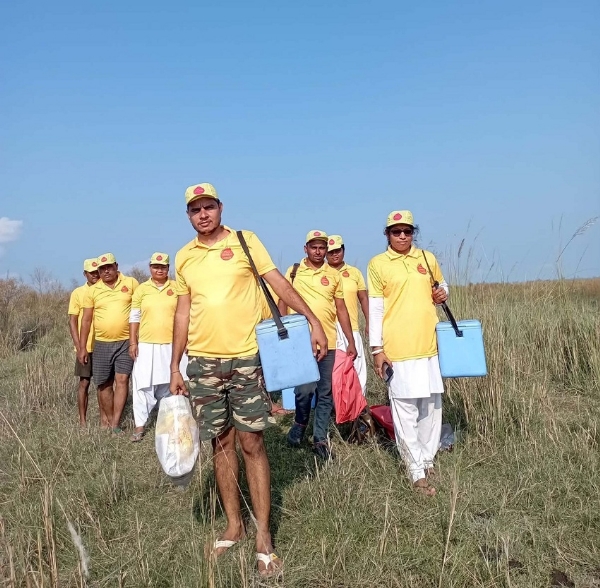 শোণিতপুৰ জিলাৰ চৰ অঞ্চলসমূহত নৌকা স্বাস্থ্য সেৱা শোণিতপুৰ জিলাৰ চৰ অঞ্চলসমূহত নৌকা স্বাস্থ্য সেৱা