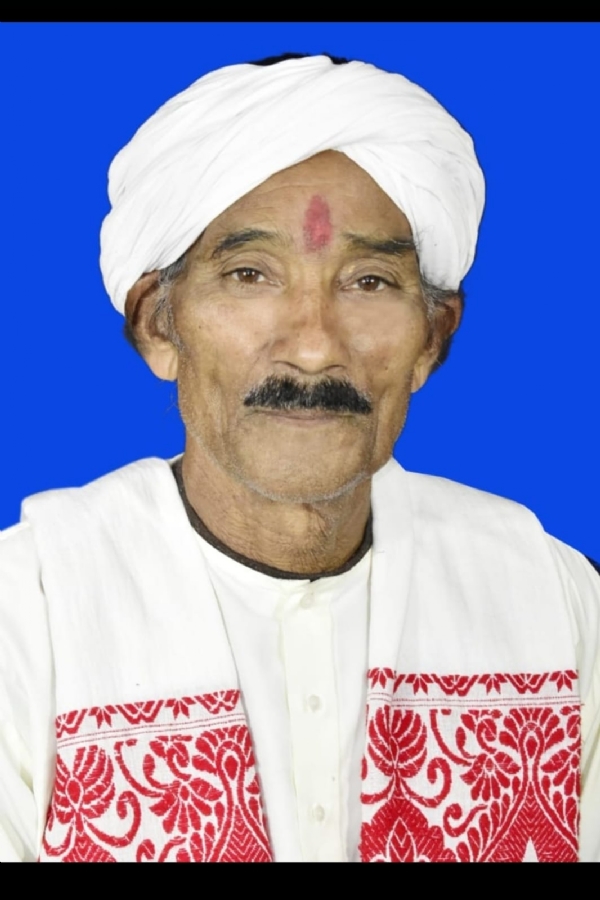 প্ৰসিদ্ধ শুকনানি ওজাপালি আৰু দেওধনী নৃত্যৰ শিল্পী দ্ৰোণ ভূঞালৈ বাণ থিয়েটাৰৰ প্ৰবীণ বৰা সোঁৱৰণী বাণ থিয়েটাৰ লোকশিল্পী বঁটা  ঘোষণা