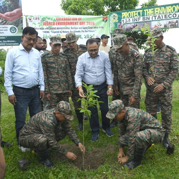 বিশ্ব পৰিৱেশ দিৱস  উপলক্ষে শোণিতপুৰ জিলাৰ বালিপৰা সংৰক্ষিত বনাঞ্চলৰ চটাই নদী অঞ্চলত  আৰু-ধেনুখনা পাহাৰত ৫ হেক্টৰএক বৃহৎ বৃক্ষৰোপণ