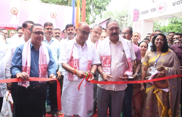 তেজপুৰত উছৱমুখৰ পৰিৱেশত তেজপুৰ লিচু উৎসৱ৭হ -২০২৬  আৰম্ভ