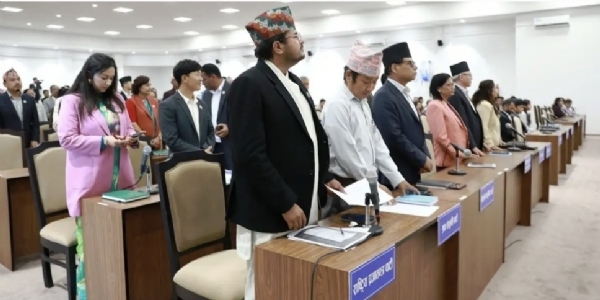 संसद में विपक्षी दलों का विरोध