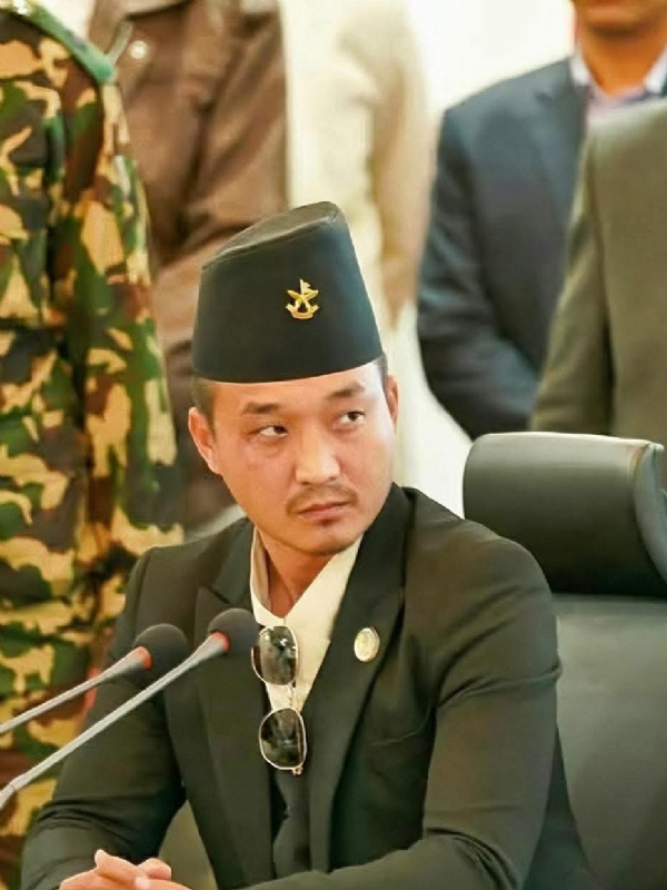 नेपाल के गृहमंत्री सुदन गुरूंग