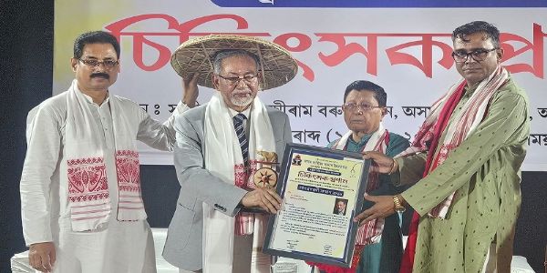 অসম সাহিত্য সভাই পালন কৰিলে চিকিৎসক দিৱস: ৩৭ গৰাকী চিকিৎসকক মানৱদৰদী সন্মান প্রদান