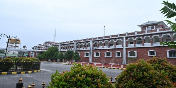 অমৃত ভাৰত ষ্টেচন আঁচনিৰ অধীনত উত্তৰ-পূব সীমান্ত ৰেলৱেৰ দ্বাৰা তিনিটা ৰেলৱে ষ্টেচনৰ পুনৰ্বিকাশৰ কাম সম্পন্ন
