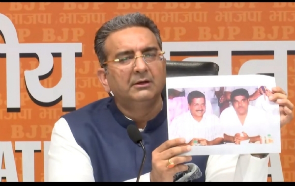 भाजपा प्रवक्ता गौरव भाटिया