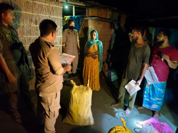 লাহৰীঘাটৰ ভূৰাগাঁও আৰক্ষীৰ গাঞ্জাবিৰোধী বৃহৎ অভিযান লাহৰীঘাটৰ ভূৰাগাঁও আৰক্ষীৰ গাঞ্জাবিৰোধী বৃহৎ অভিযান