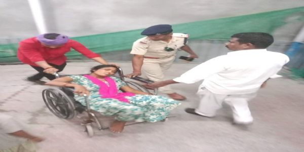 উত্তৰ-পূব সীমান্ত ৰেলৱেৰ ৰেলৱে সুৰক্ষা বাহিনীৰ দ্বাৰা সমগ্ৰ ৰেল নেটৱৰ্কত যাত্ৰীসকলৰ বাবে তাৎক্ষণিক চিকিৎসা সহায় প্ৰদান