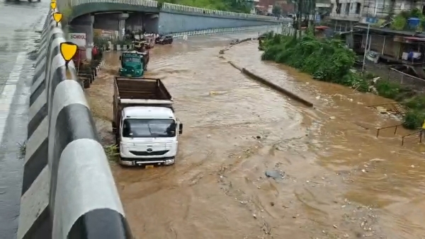 পুনৰ যোৰাবাটত কৃত্ৰিম বান,,