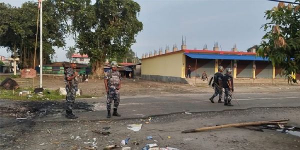 নেপালৰ সুনছাৰীত শংকাৰ পৰিৱেশ; বিৰাটনগৰ আৰু দক্ষিণ সুনছাৰিত শিক্ষানুষ্ঠান বন্ধ
