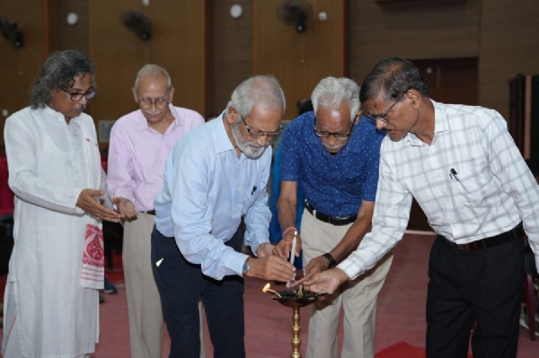 তেজপুৰ ইন্সপায়াৰ একাডেমী ছিনিয়ৰ ছেকেণ্ডাৰী বিদ্যালয়ৰ অষ্টম প্ৰতিষ্ঠা দিৱসৰ সামৰণি