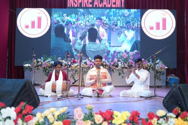 তেজপুৰ ইন্সপায়াৰ একাডেমী ছিনিয়ৰ ছেকেণ্ডাৰী বিদ্যালয়ৰ অষ্টম প্ৰতিষ্ঠা দিৱসৰ সামৰণি