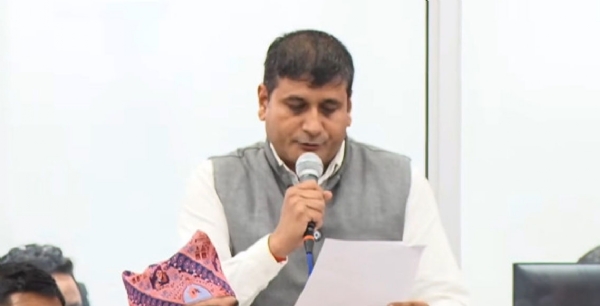 नेपाल के सत्तारूढ़ दल के अध्यक्ष बुद्धि पंत
