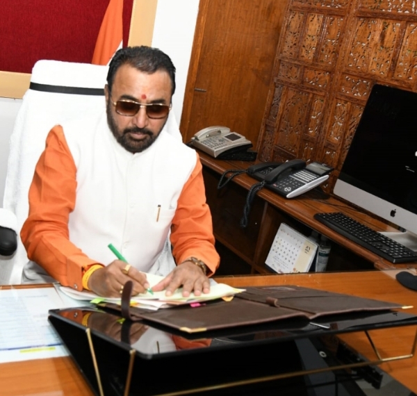 आयुष मंत्री प्रतापराव जाधव
