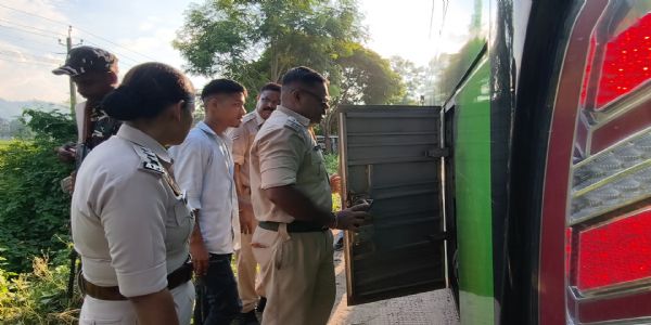 স্বাধীনতা দিৱসৰ প্ৰাকক্ষণত মহানগৰ আৰক্ষীৰ তালাচী অভিযান