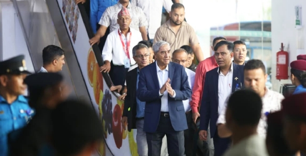 नेपाल लौटे पूर्व प्रधानमंत्री शेरबहादुर देउवा
