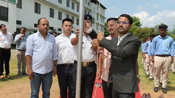 সোণাপুৰৰ ৰহমান ইনষ্টিটিউটত বৰ্ণিল কাৰ্যসূচীৰে ৮০ সংখ্যক স্বাধীনতা দিৱস উদযাপন