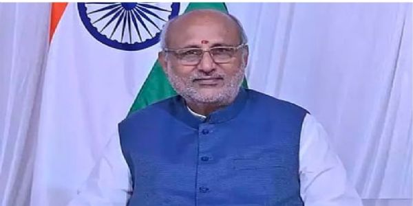 ডিগ্ৰীৰ সমান্তৰালভাৱে অনুশাসন, আচৰণ আৰু দায়িত্বও অতি প্ৰয়োজনীয়: উপ-ৰাষ্ট্ৰপতি