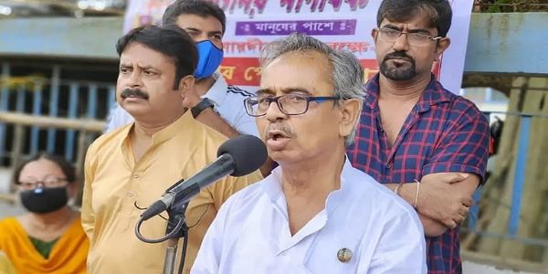 ৰহস্যজনক পৰিস্থিতিত পশ্চিমবংগ বিধানসভাৰ প্ৰাক্তন উপাধ্যক্ষ আশীষ বন্দ্যোপাধ্যায়ৰ মৃত্যু