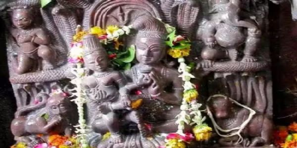 মাজনিশা ১২ বজাত মুকলি হ’ব উজ্জয়িনীৰ নাগচন্দ্ৰেশ্বৰ মন্দিৰৰ দুৱাৰ, নাগপাঞ্চমীৰ দিনা ২৪ ঘণ্টীয়া দৰ্শন