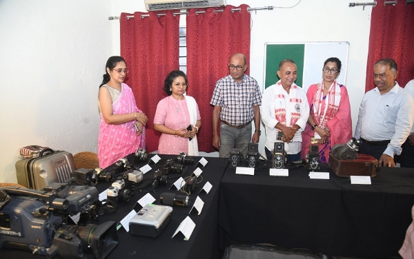 বিশ্ব আলোকচিত্ৰ দিৱস বিশ্ব আলোকচিত্ৰ দিৱস