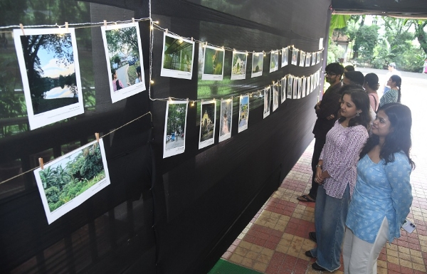 বিশ্ব আলোকচিত্ৰ দিৱস বিশ্ব আলোকচিত্ৰ দিৱস