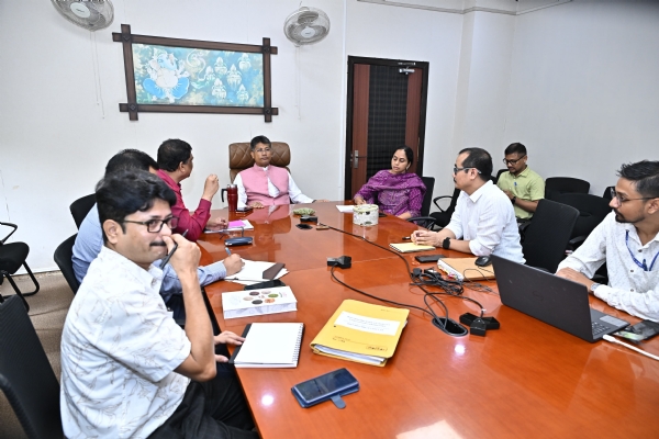 Agriculture Minister Pijush Hazarika on Thursday in a meeting with Spices Board of India Secretary MS Manivannan and officials.