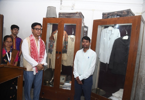 ৰূপকোঁৱৰৰ পৈতৃক গৃহ