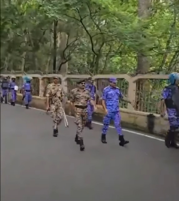 আইন শৃংখলা ব্যৱস্থা বৰ্তাই ৰখাৰ প্ৰচেষ্টা, শ্বিলঙত চি আৰ পি এফ, আৰ এ এফৰ ফ্লেগ মাৰ্চ