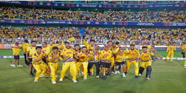 গুৱাহাটী ৰয়েলছক পৰাস্ত কৰি বৰপেটা ব্ৰেভছে প্ৰথম এপিএল খিতাপ দখল