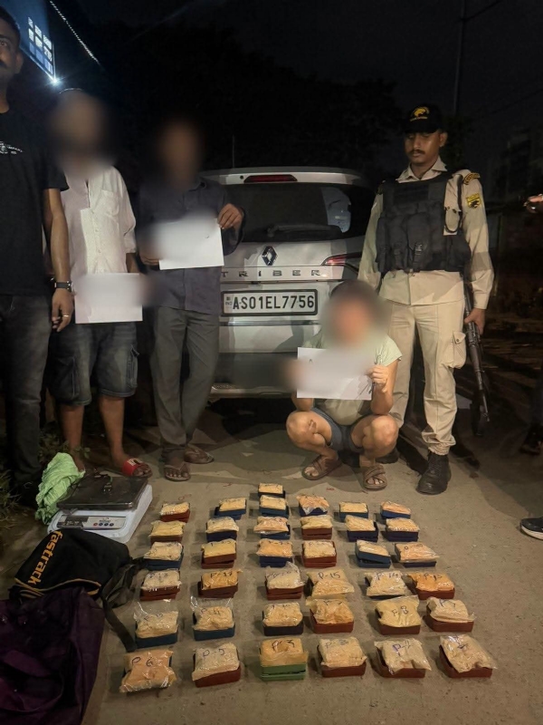 Image of the Three Arrested Drug Peddlers With Heroin Worth Over ₹3 Crore.