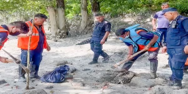 নেপালৰ বানঃ এতিয়ালৈকে ৭২৪ টা মৃতদেহ উদ্ধাৰ, মাত্ৰ ২২ টা চিনাক্ত