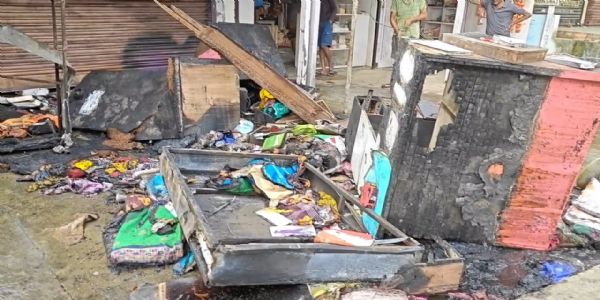 জাগীৰোডত পুৱতি নিশা সংঘটিত ভয়ংকৰ অগ্নিকাণ্ডৰ ঘটনা