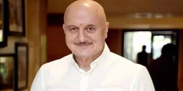 অনুপম খেৰৰ ৫৫৫ সংখ্যক ছবিৰ ঘোষণা