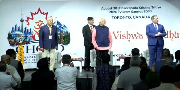 ডা° ভাগৱতে কানাডাত কৈছিল, হিন্দুসকল যদি জাগ্ৰত হয় তেন্তে বুজিব যে বিশ্ব জাগ্ৰত, ভাৰতৰ মূল সংস্কৃতি হৈছে একতা আৰু বিশ্বক সহায় কৰা