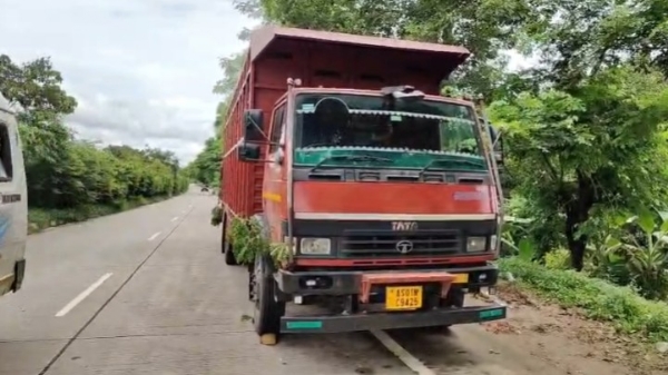 জাগীৰোডৰ ধৰমতুলত চোৰাং গৰু সৰবৰাহ কৰা বাহন জব্দ