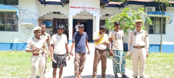 ভূৰাগাঁৱত জুৱাৰ সামগ্ৰী -বহুকেইখন বাইকসহ জুৱাৰী গ্ৰেপ্তাৰ