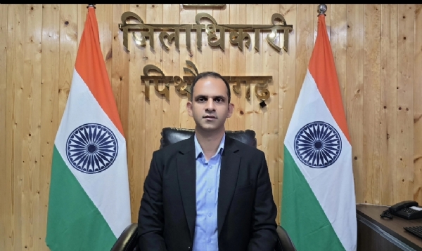 जिलाधिकारी आशीष भटगांई  फाइल  चित्र।