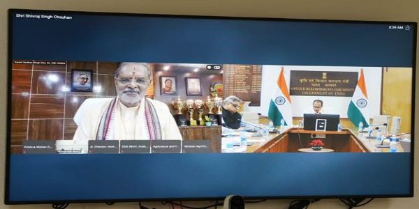 পাঁচখন ৰাজ্যৰ কৃষি উন্নয়নৰ বাবে মুকলি কৰি দিয়া হৈছে ১২৮৩ কোটি টকা, শিৱৰাজে কয় - কৃষকসকল দেশৰ অৰ্থনীতিৰ মেৰুদণ্ড