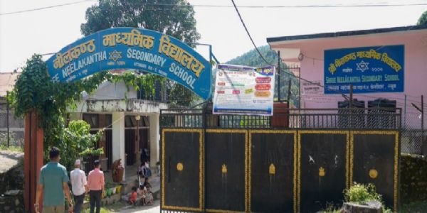 নেপালৰ বানপানীৰ পিছত এতিয়াও সন্ধানহীন হৈ আছে ৫০০ ছাত্ৰ