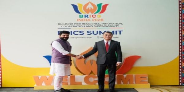 ব্ৰিকছ শীৰ্ষ সন্মিলনত অংশগ্ৰহণৰ বাবে দিল্লীত উপস্থিত ভিয়েটনামৰ প্ৰধানমন্ত্ৰী