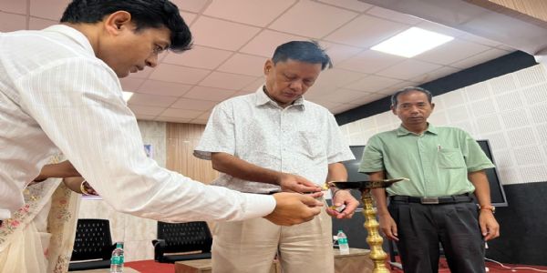 কোকৰাঝাৰ বিশ্ববিদ্যালয়ত উলহ-মালহেৰে হিন্দী দিৱস উদযাপন