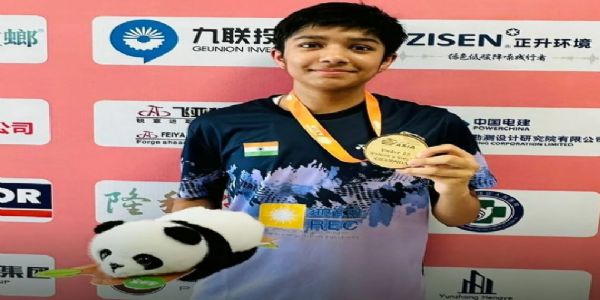 শাইনা মণিমুথুক পৰাস্ত কৰি তনভি পাত্ৰীৰ বেডমিণ্টন এছিয়া অনূৰ্ধ্ব-১৭ খিতাপ দখল