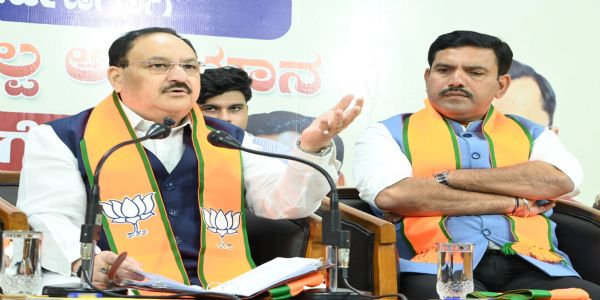 প্ৰধানমন্ত্ৰী মোডীৰ সেৱাক সন্মান জনাই এমাহজোৰা সেৱা সংকল্প অভিযান চলিব: জে পি নড্ডা