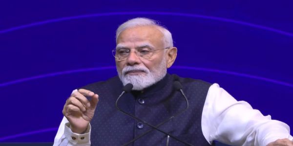 চিপ নিৰ্মাণৰ বাবে বিশ্বক নতুন, নিৰ্ভৰযোগ্য স্থানৰ প্ৰয়োজন আৰু ভাৰত সাজু হৈছে: মোডী